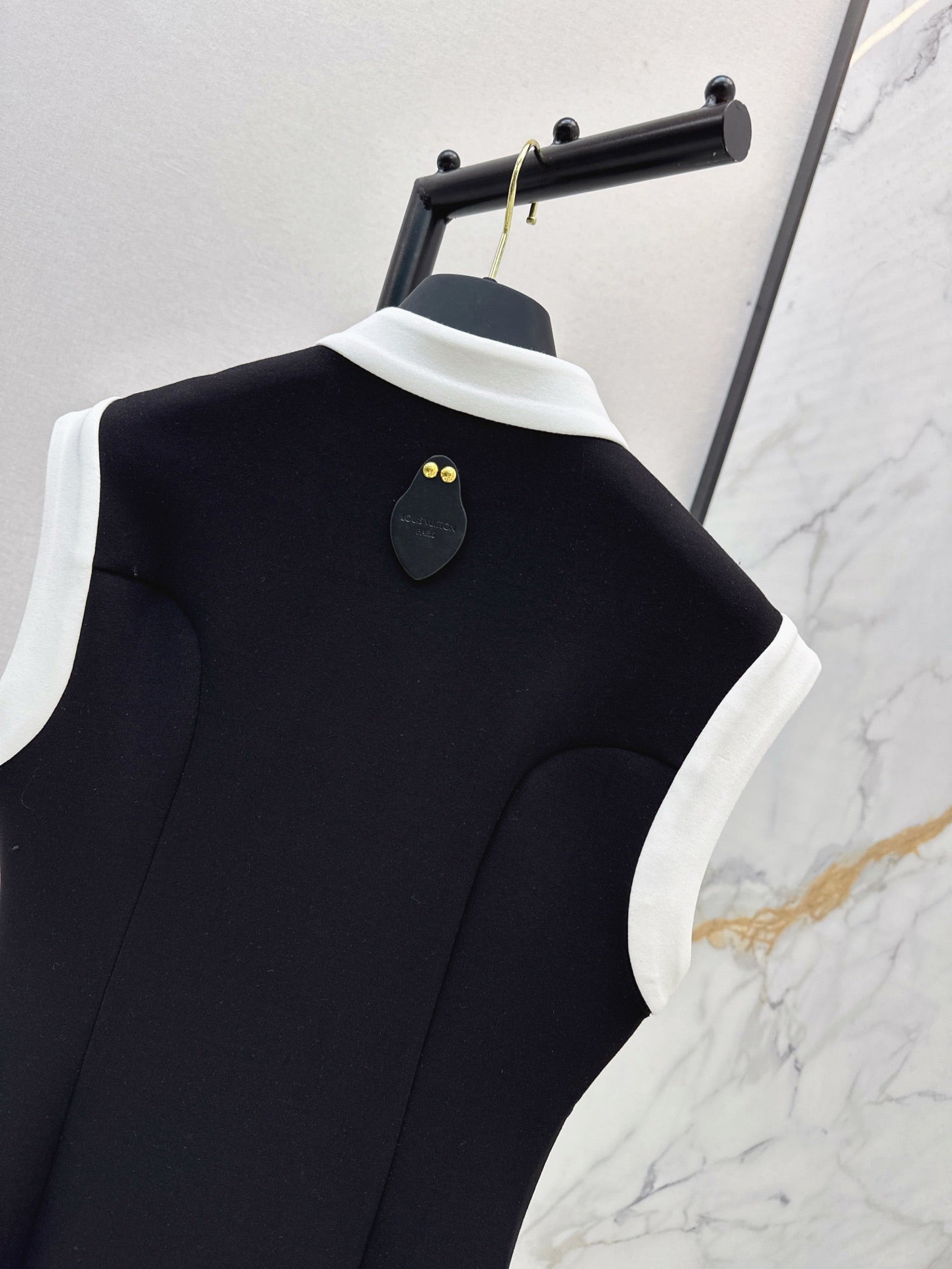 L 25ss sleeveless shirt dress