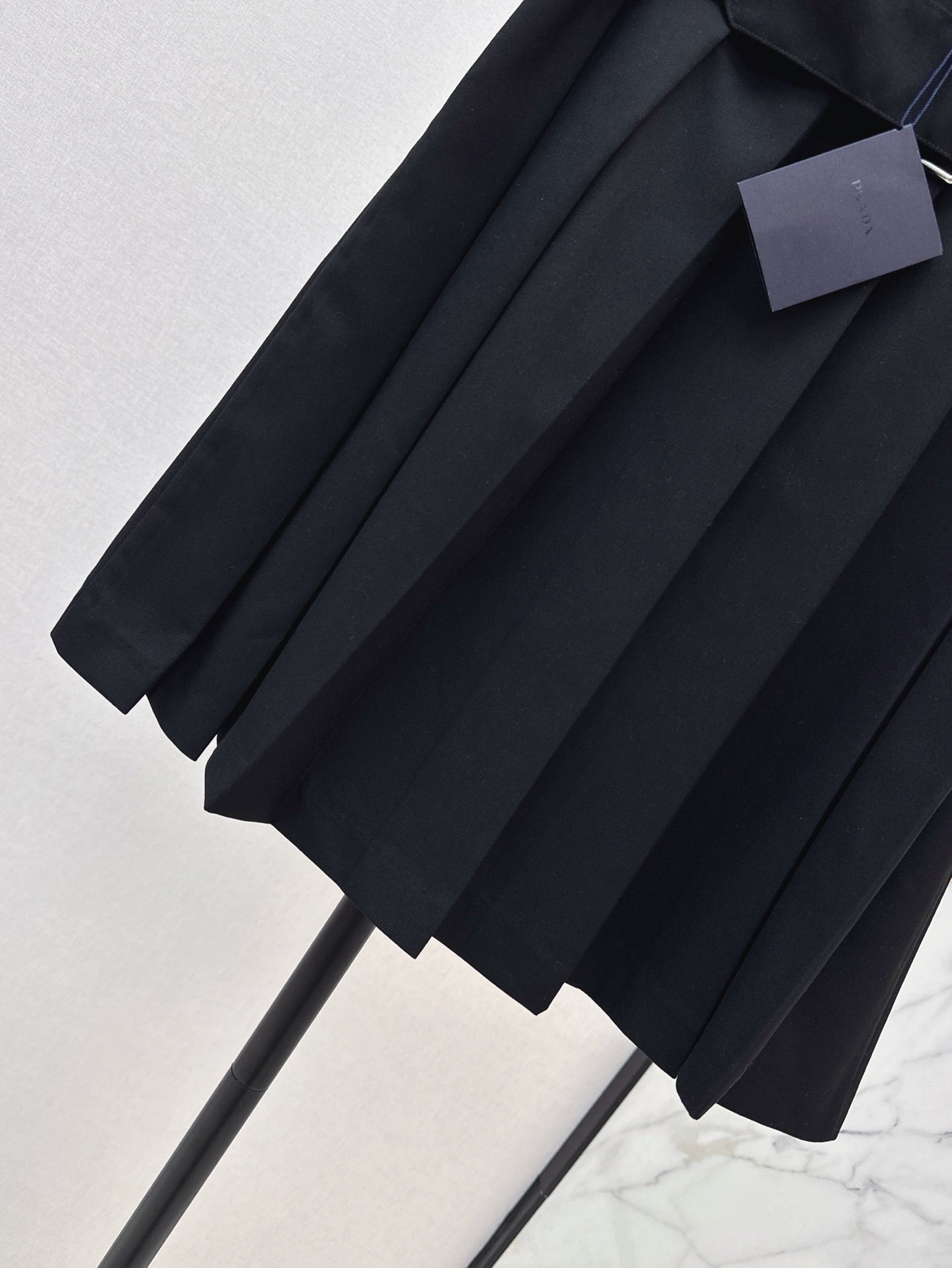 P 25ss belt skirt