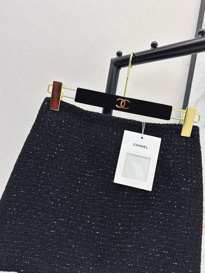 Ch 25ss rhinestone short skirt