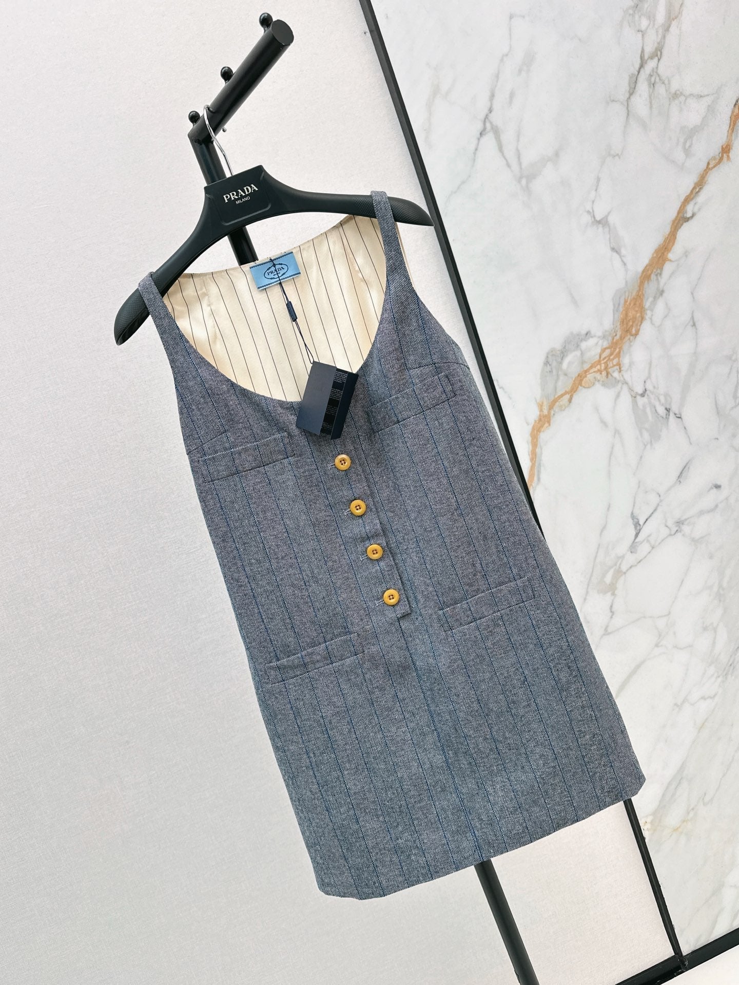 P 25ss A line dress