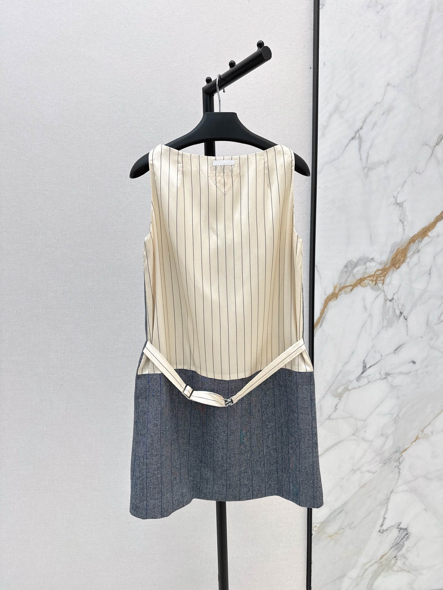 P 25ss A line dress