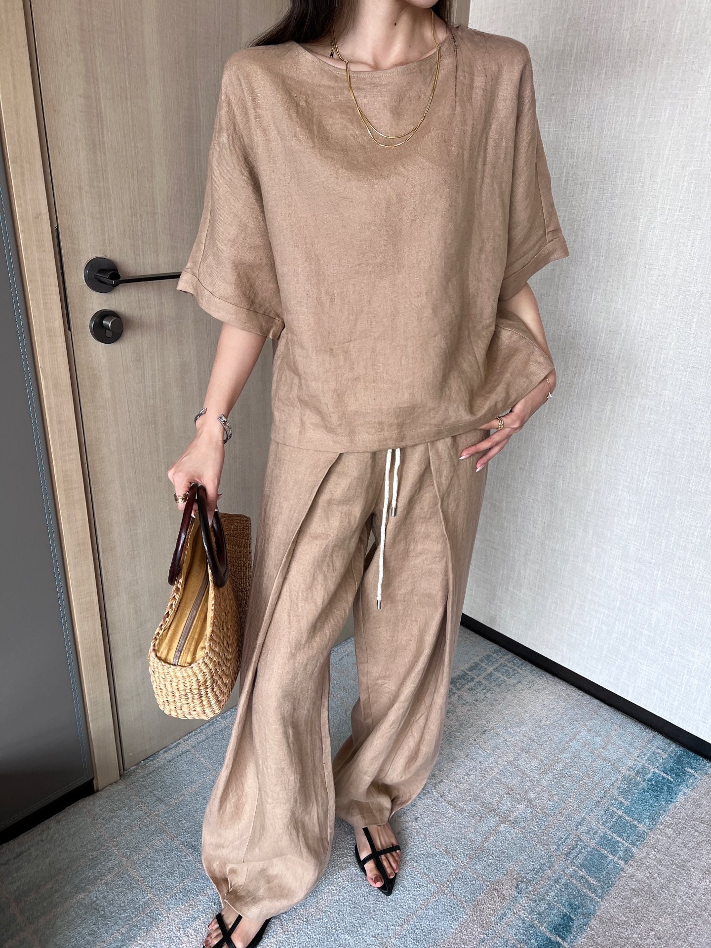 Lo 25ss linen suit