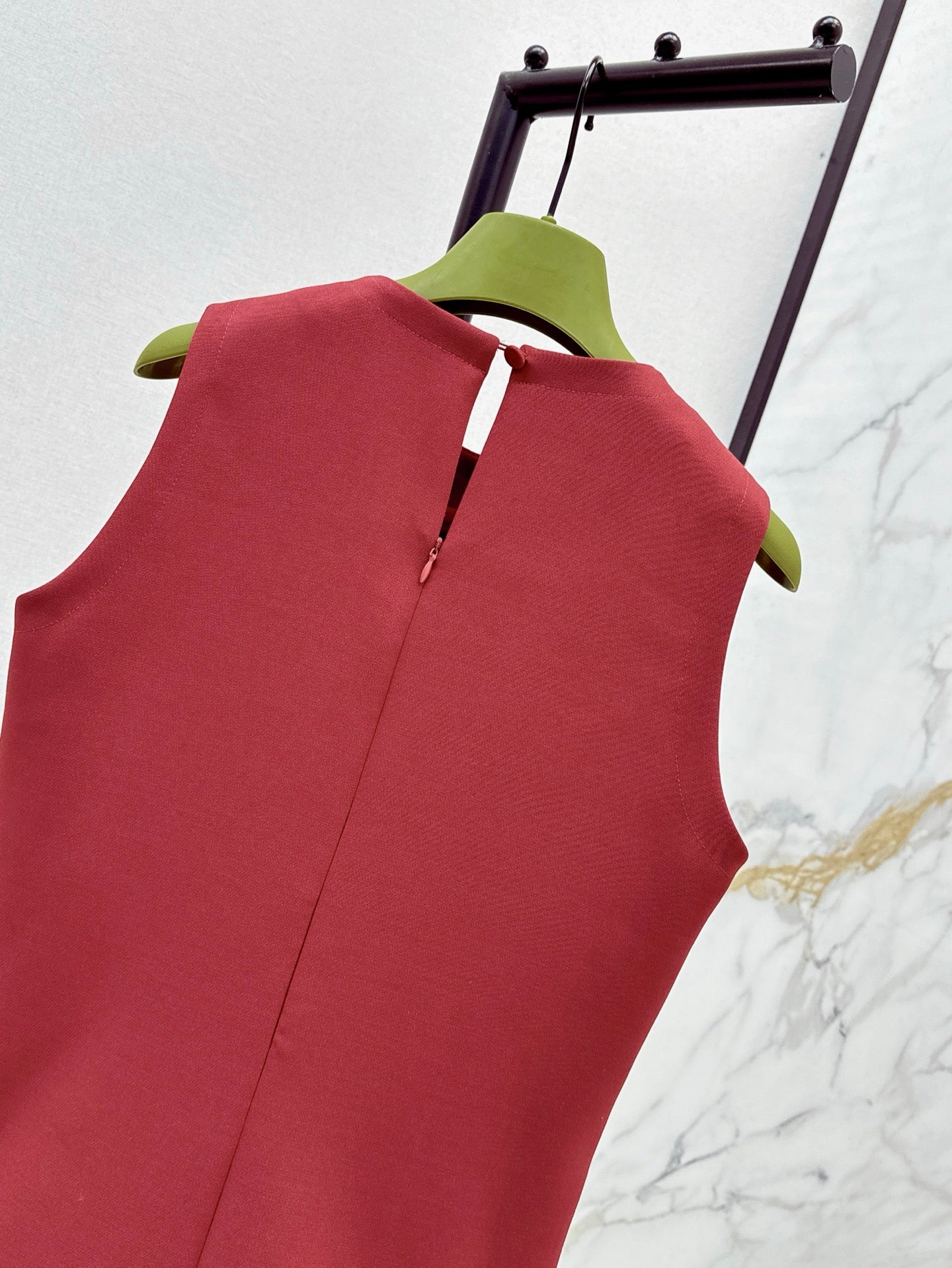 G 25ss sleeveless dress