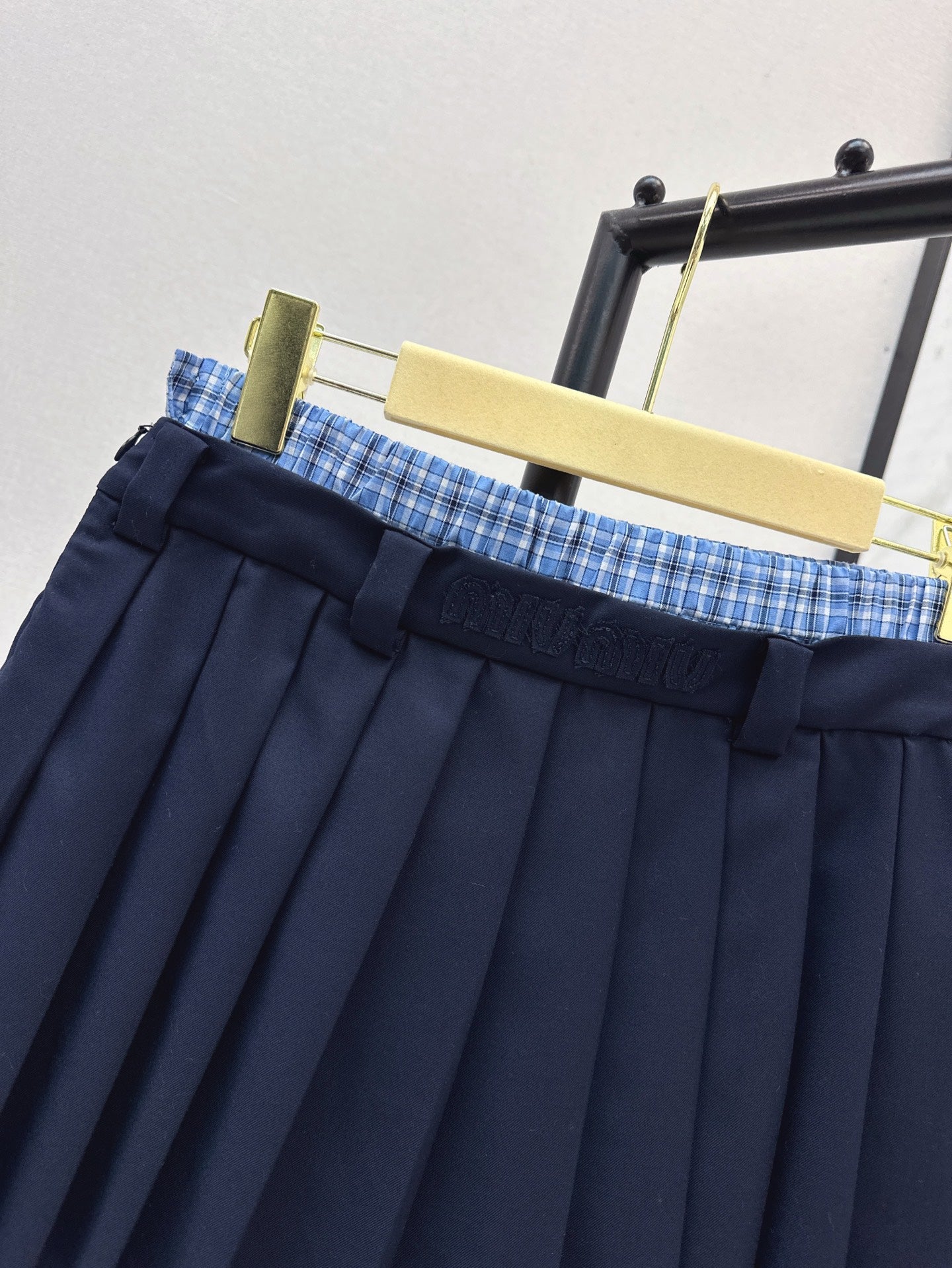 25ss pleated skirt