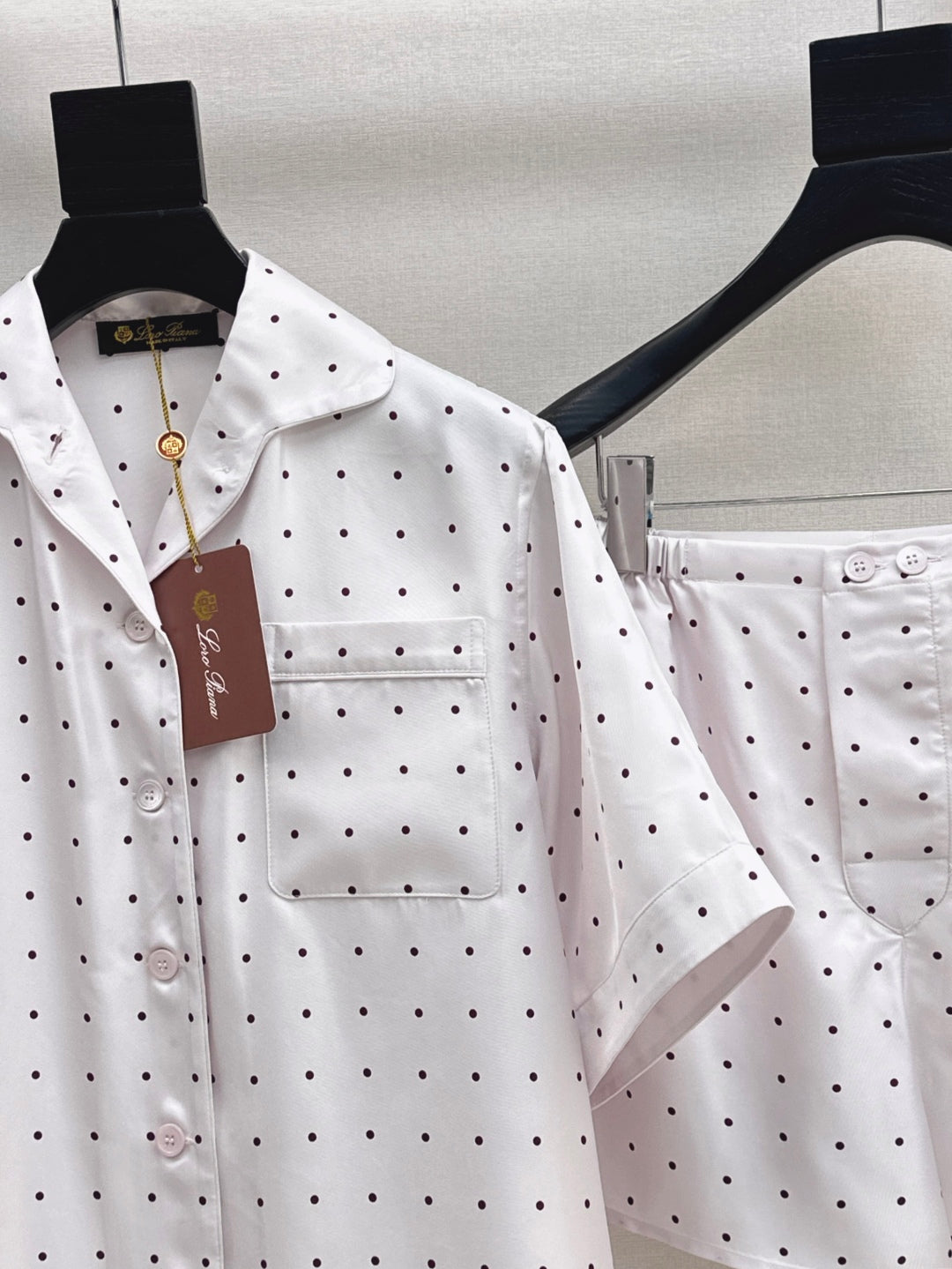 25ss Silk suit
