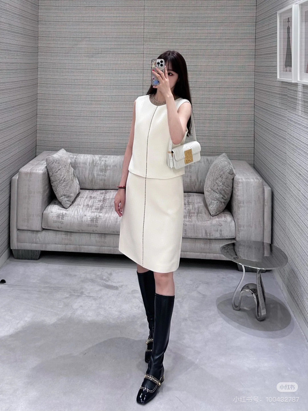 25SS beaded suit