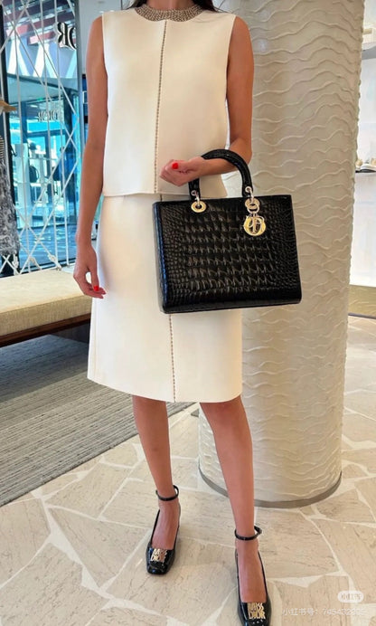 25SS beaded suit