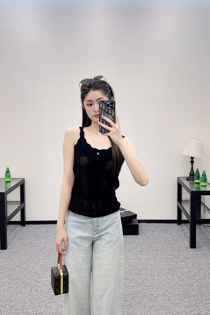 ♥2025 new product Hollow knitted vest