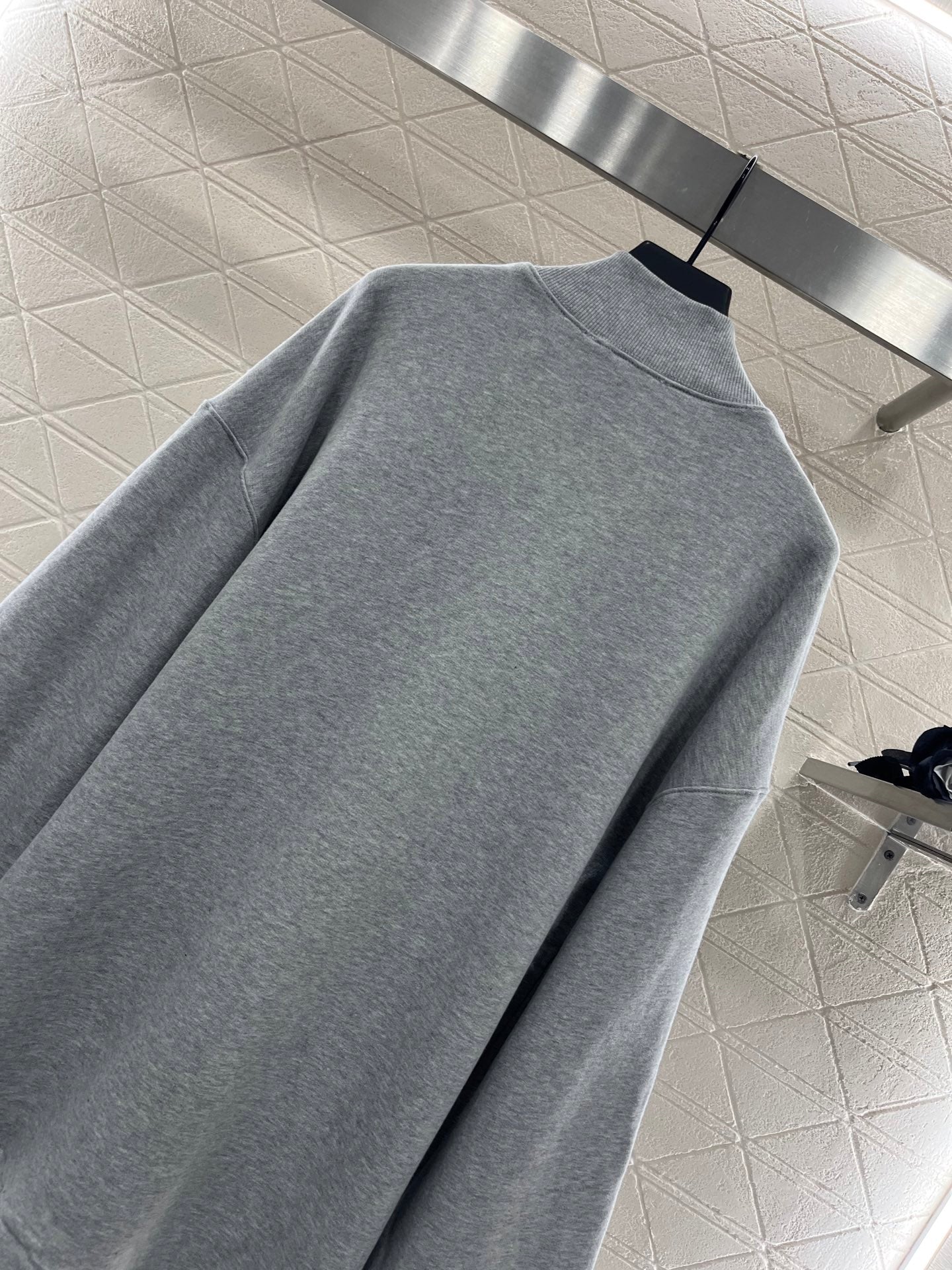 25 new product Drawstring sweater jacket