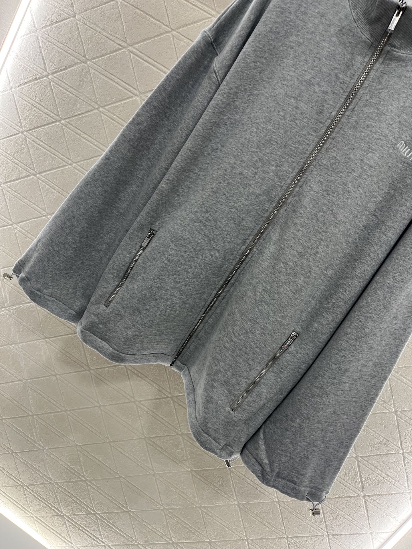 25 new product Drawstring sweater jacket