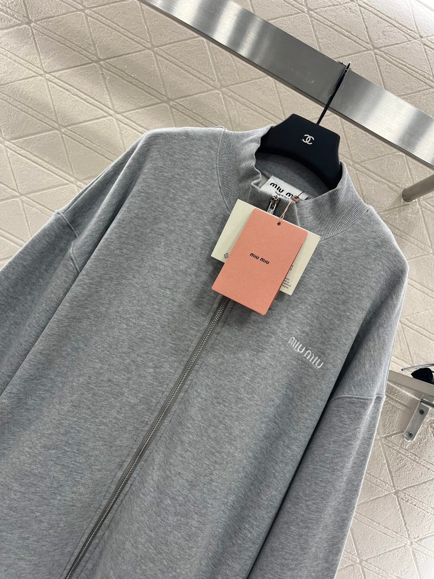 25 new product Drawstring sweater jacket