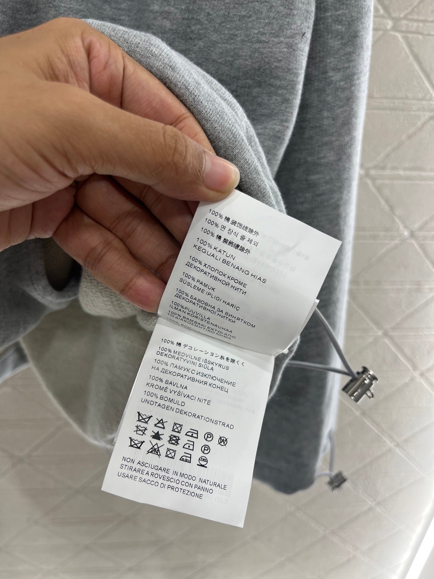 25 new product Drawstring sweater jacket