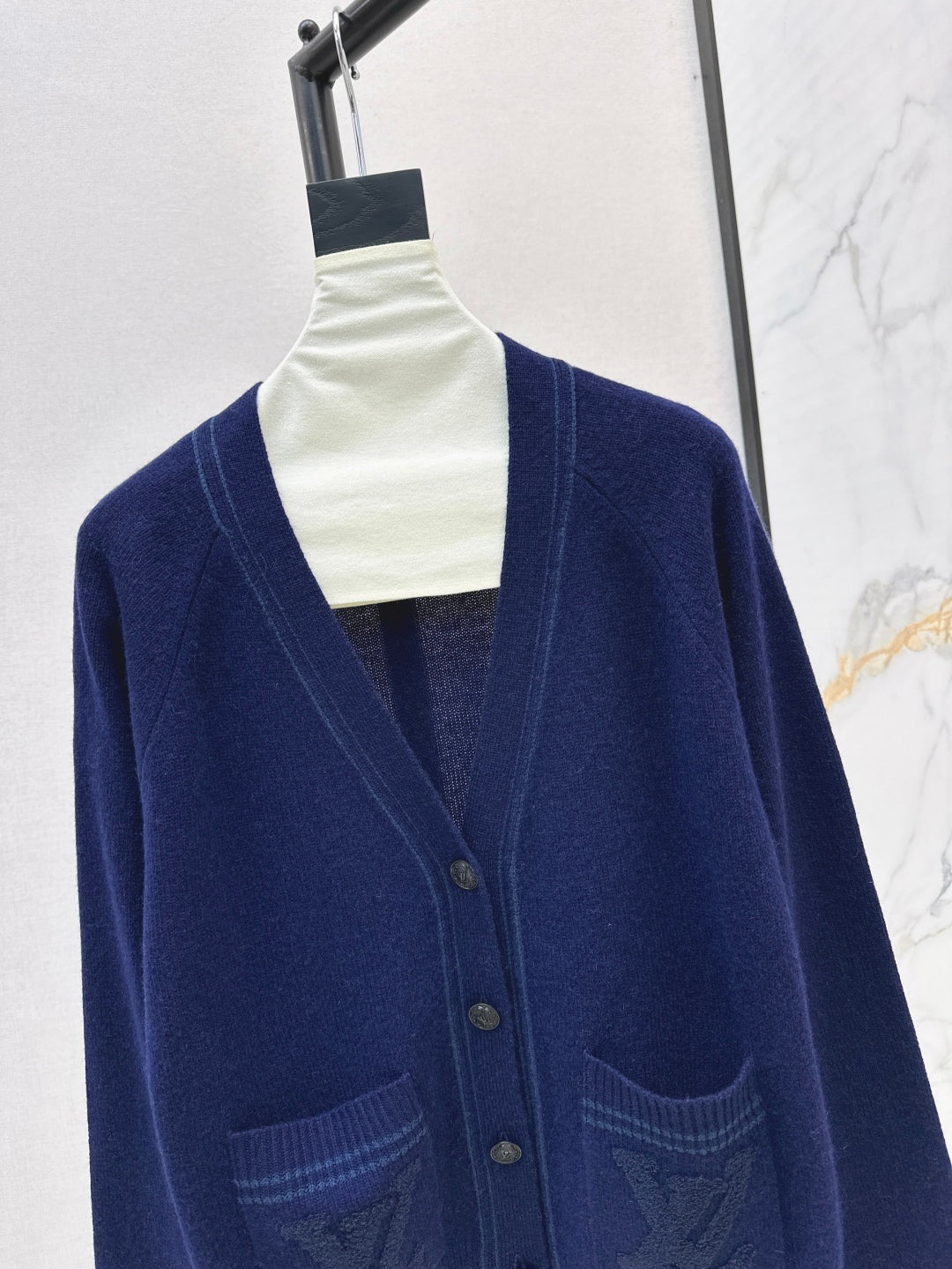 25fw knitted cashmere cardigan