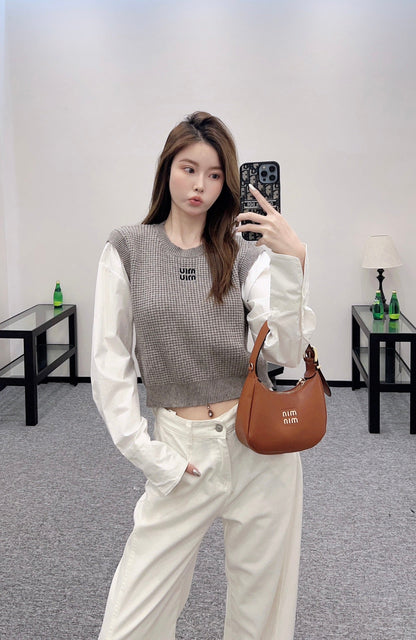 25 New Arrival Knitted long-sleeved top