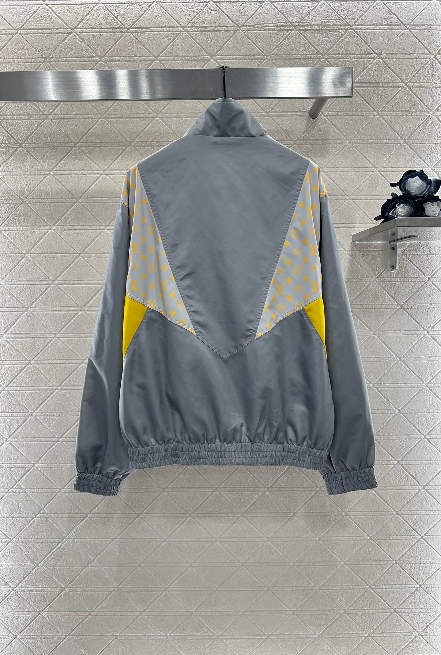 25 New Arrival Hooded Jacket