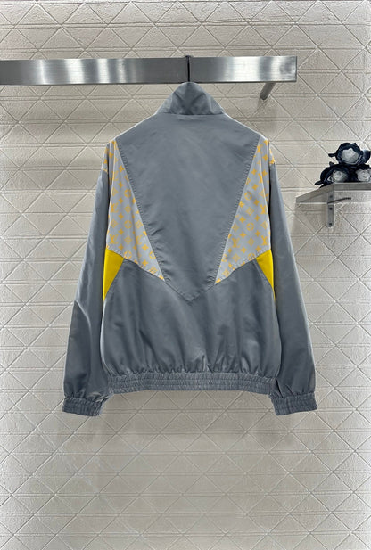 25 New Arrival Hooded Jacket