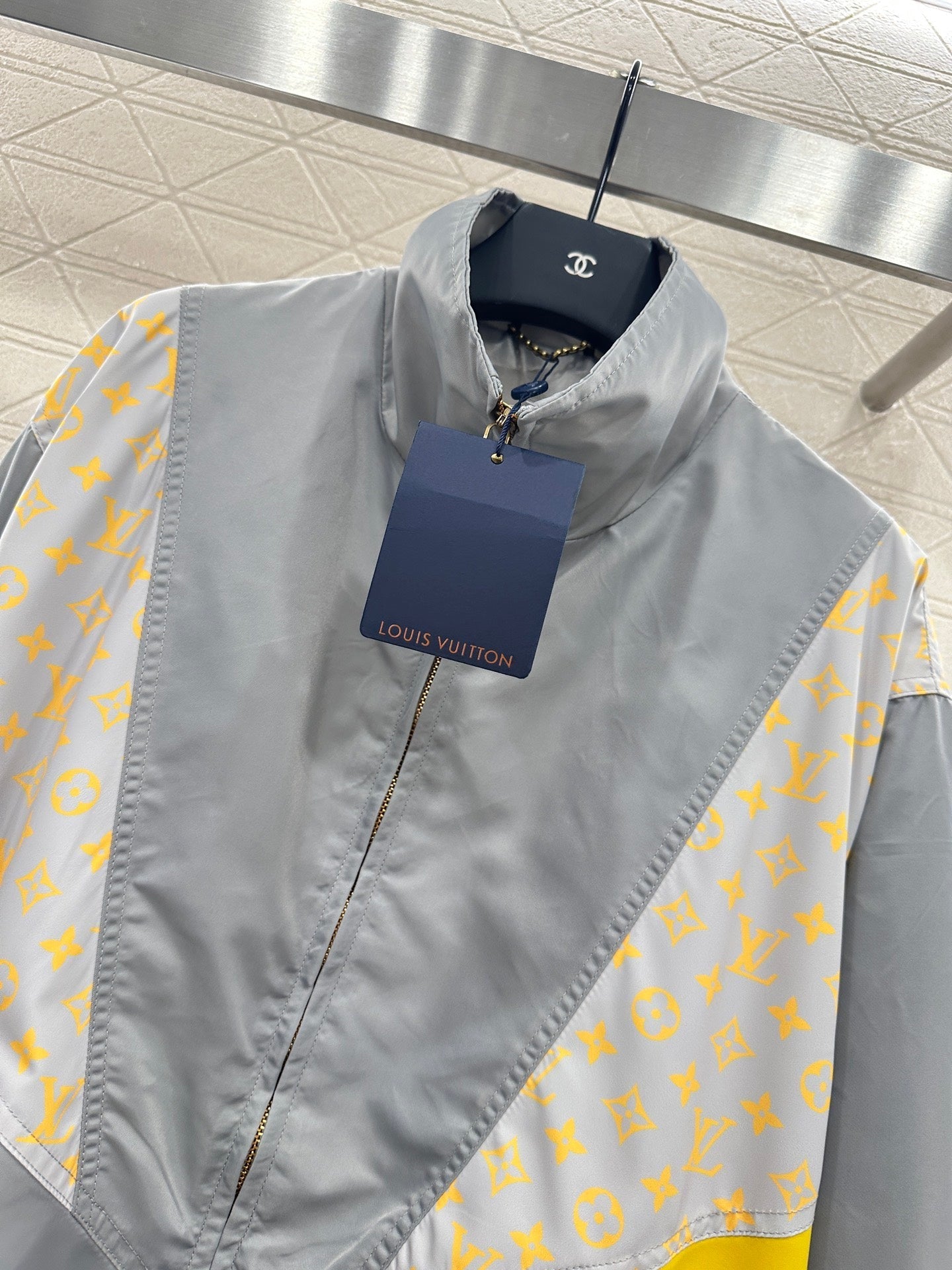 25 New Arrival Hooded Jacket