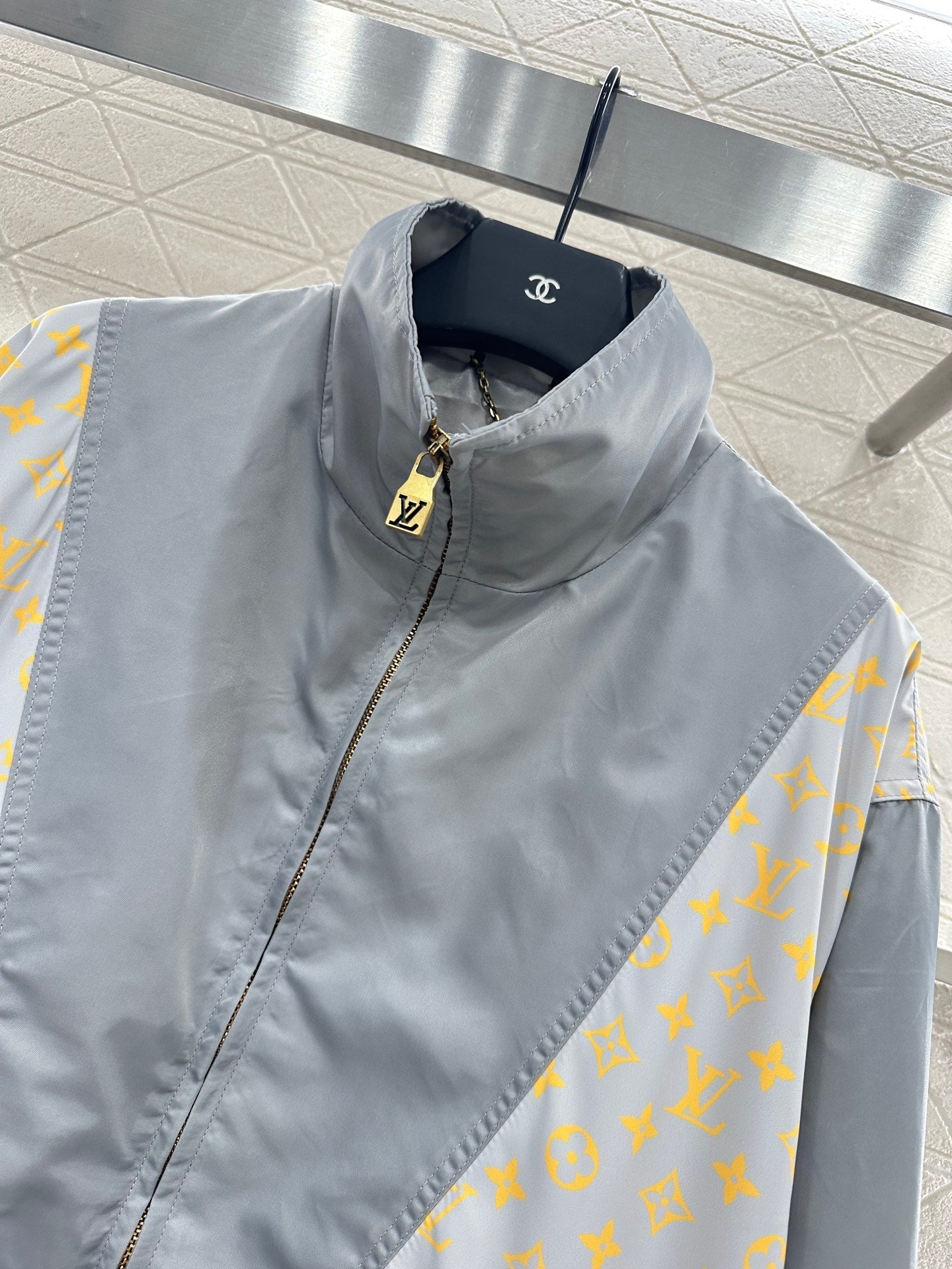 25 New Arrival Hooded Jacket