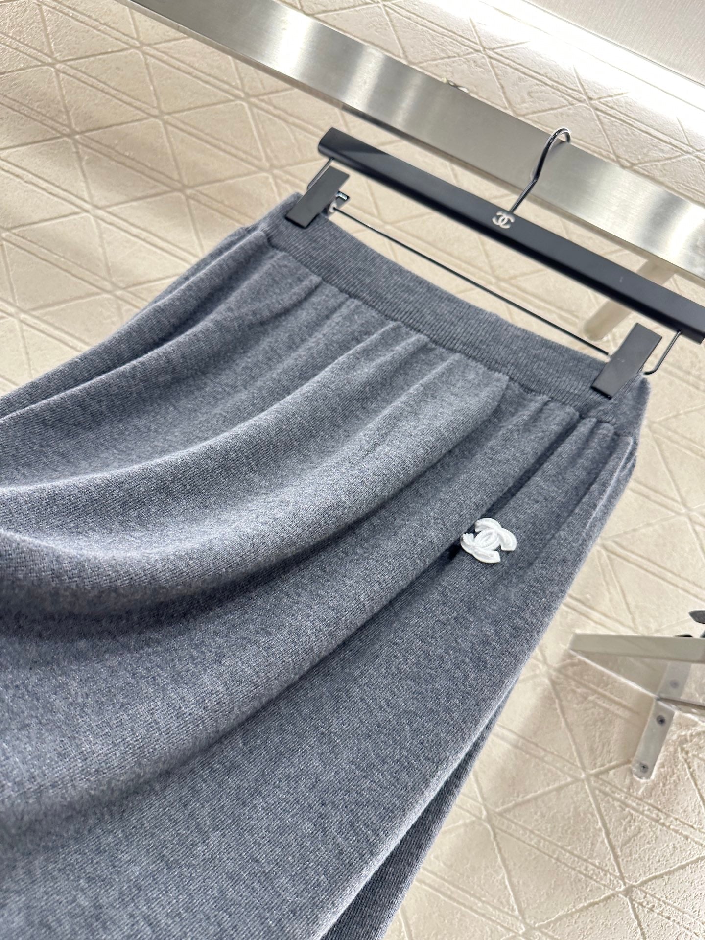 25 New Arrival Knitted Long-Sleeved Skirt Set
