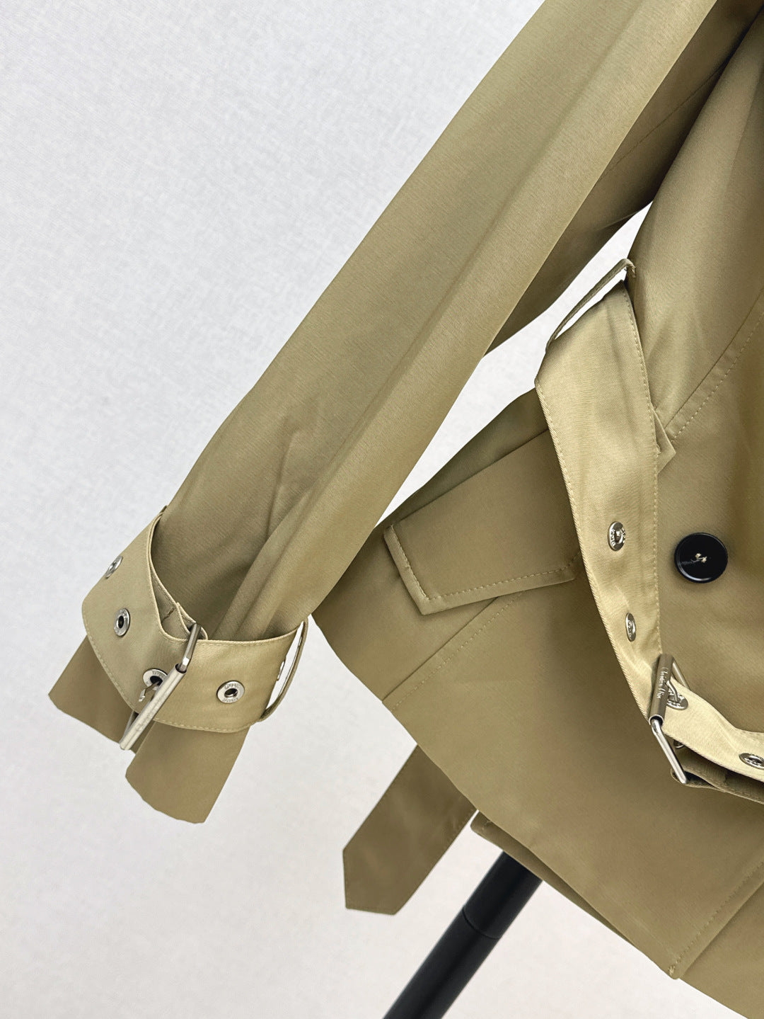 25fw off-shoulder jacket