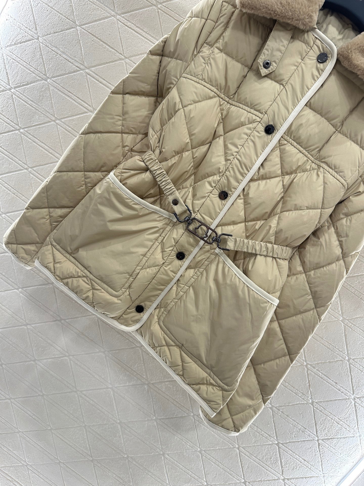 25 New Arrival Two-Wear Detachable Down Jacket