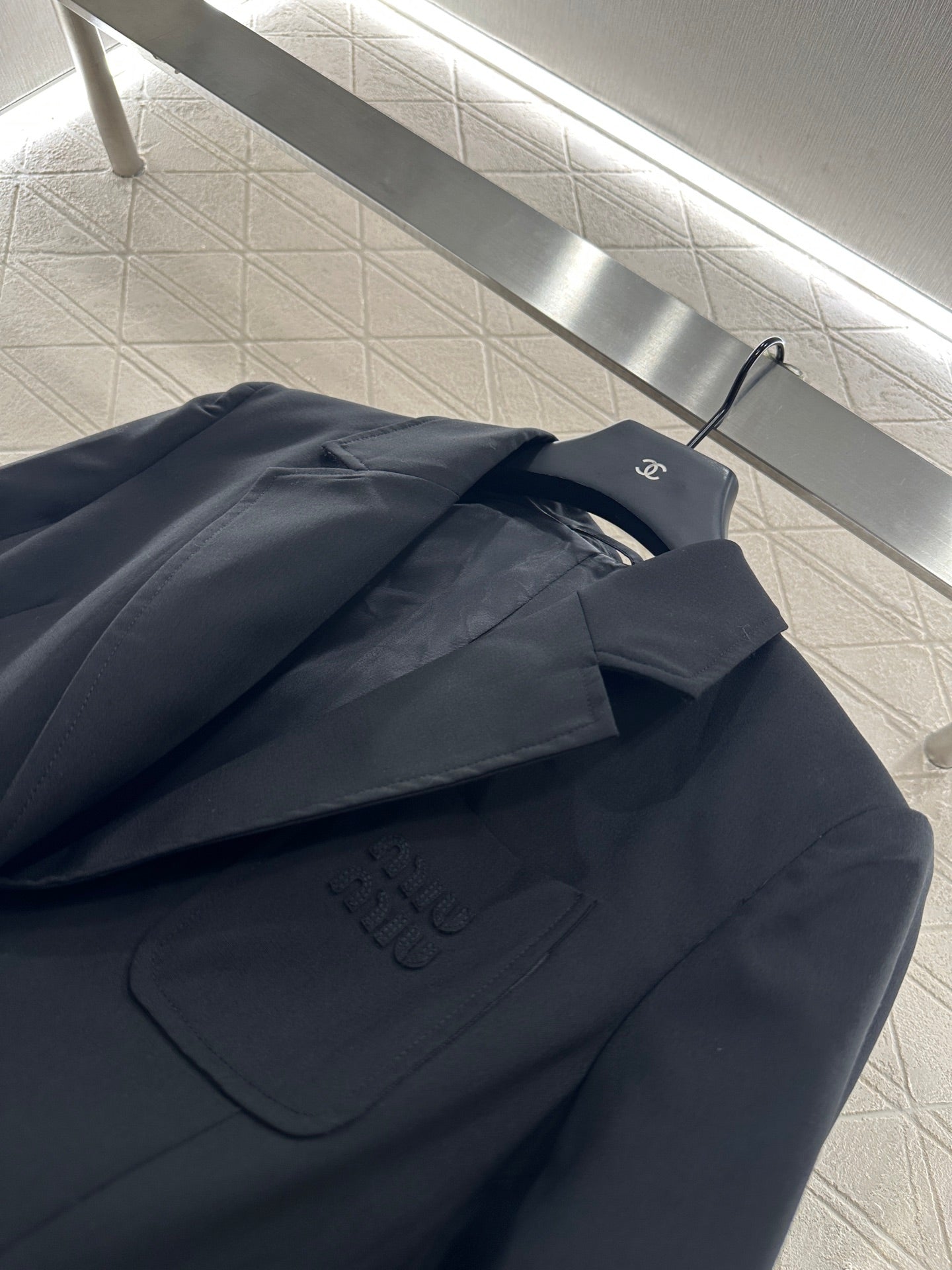 25 New Arrivals Suit-Shaped Jacket
