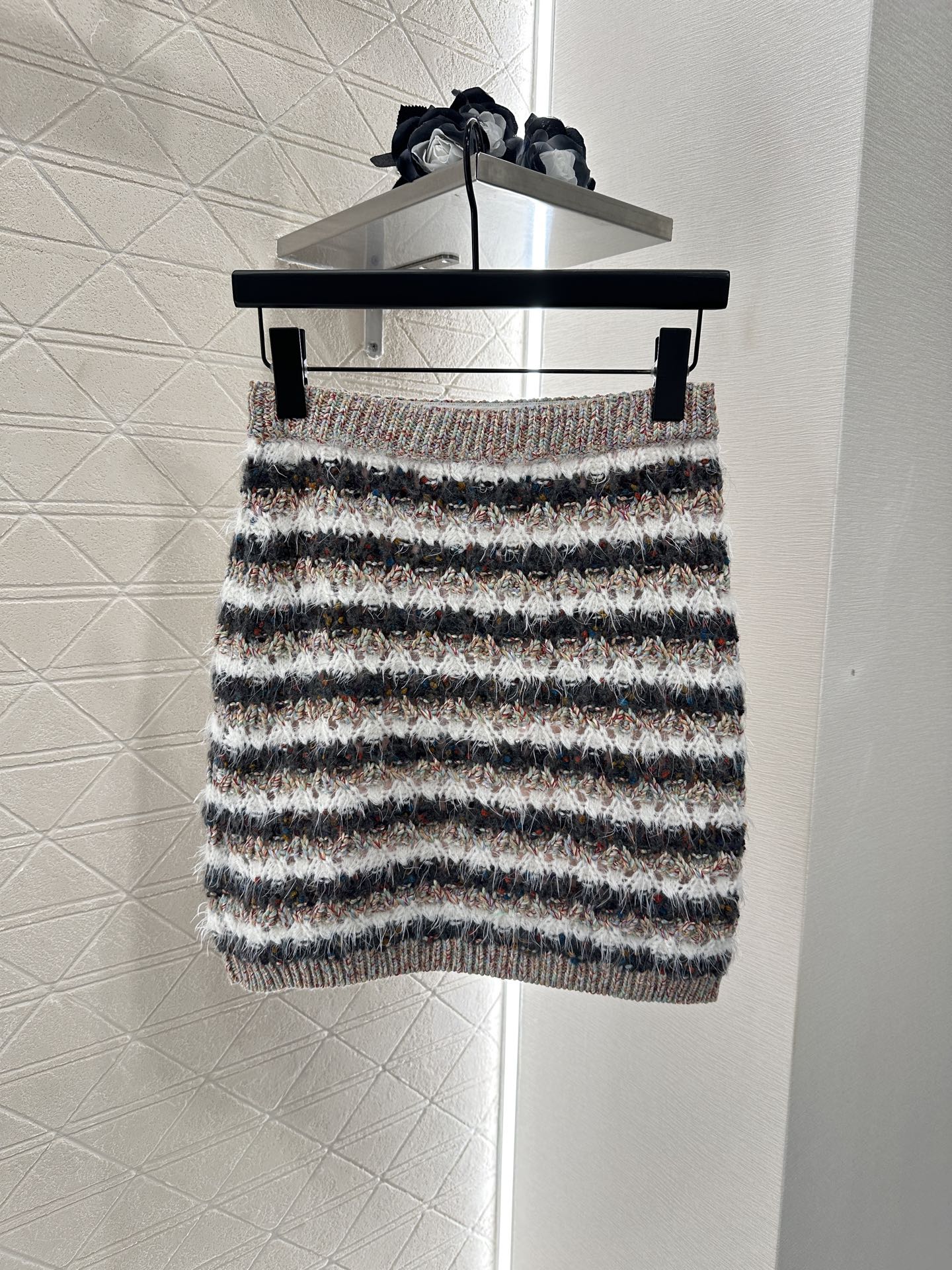 25 New Arrival Knitted Cardigan and Skirt Set