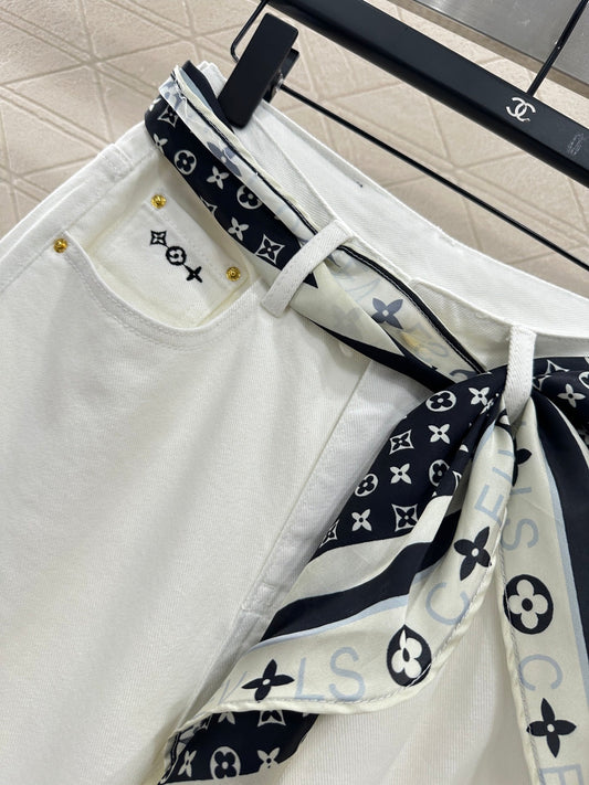 25 New Arrivals Embroidered Denim Pants