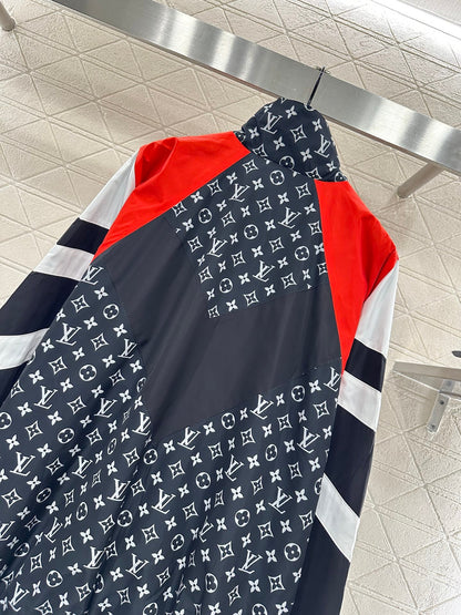 25 New Arrivals Hooded Jacket