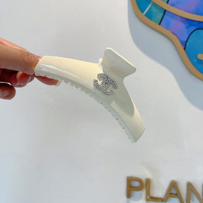New hand-made diamond clip