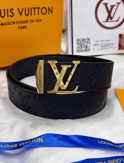 25 L leather belt