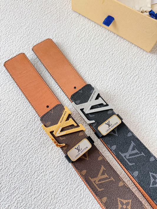 25 L leather belt